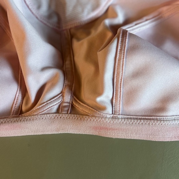 GLAMORIZE NO BOUNCE CAMI SPORTS
BRA 40D - Picture 3 of 4